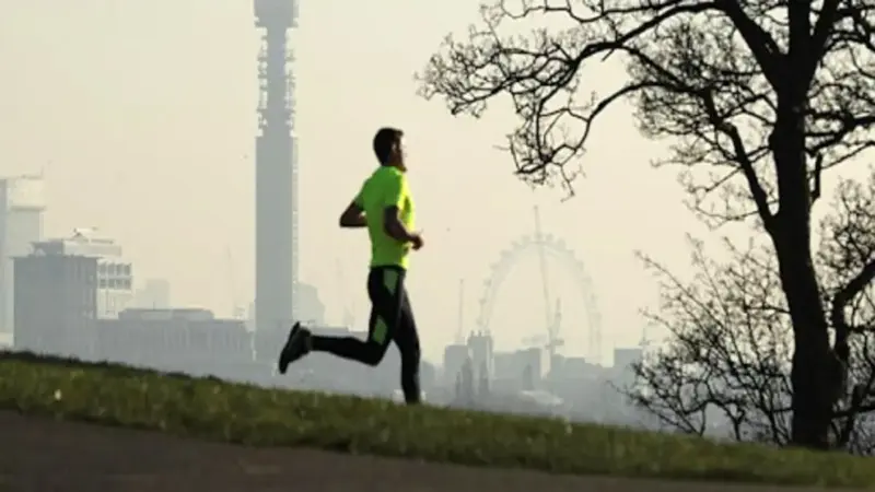 بهترین زمان و بهترین ورزش در هوای آلوده/ افزایش خطر قلبی عروقی برای این افراد