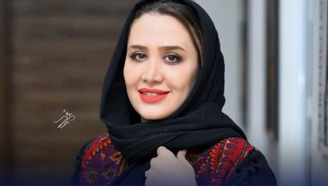 بیوگرافی و حواشی زندگی سارا روستاپور مجری برنامه کودک و شوهرانش - تصویر شاخص