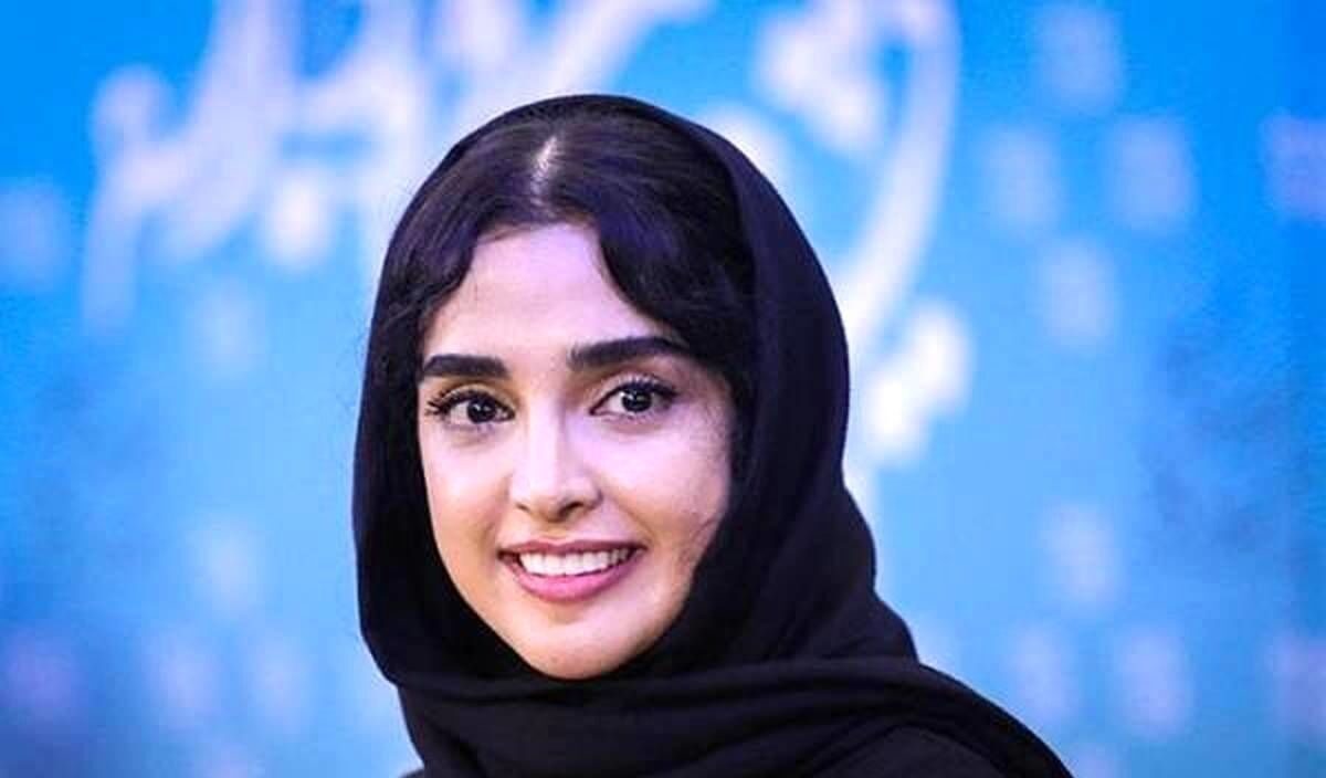 عکس جذاب خانم بازیگر سوژه شد/ ذوق زدگی الهه حصاری در باغی پر از پرتقال - تصویر شاخص