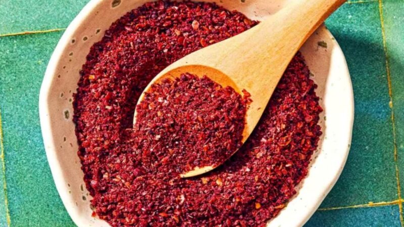 با ویتامین‌ها و خواص شگفت‌انگیز سماق آشنا شوید
