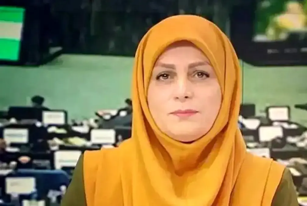 عکس| تغییر چهره جدید «سودابه حسنی دخت» گوینده شبکه خبر بعد 10 سال در 54 سالگی - تصویر شاخص