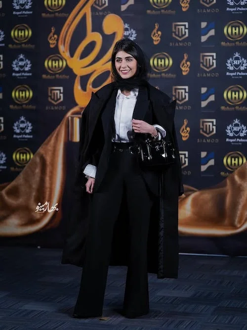 نیکآفرید سماواتی در جشن حافظ ۱۴۰۴