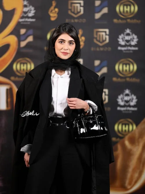 نیکآفرید سماواتی در جشن حافظ ۱۴۰۴