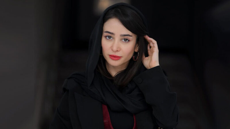 الناز حبیبی با استایل زمستانی خاصش همه را شگفتزده کرد!