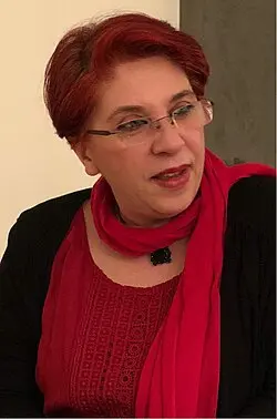 Niloofar-_Beyzaie