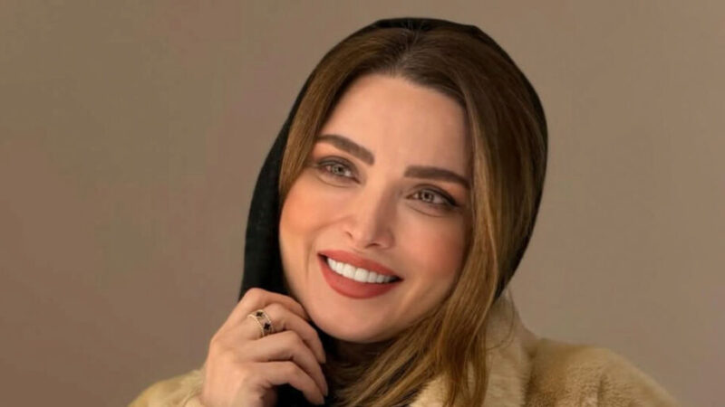 بهنوش طباطبایی با پیراهن سبز شلوغ در جشن حافظ همه را شگفتزده کرد!
