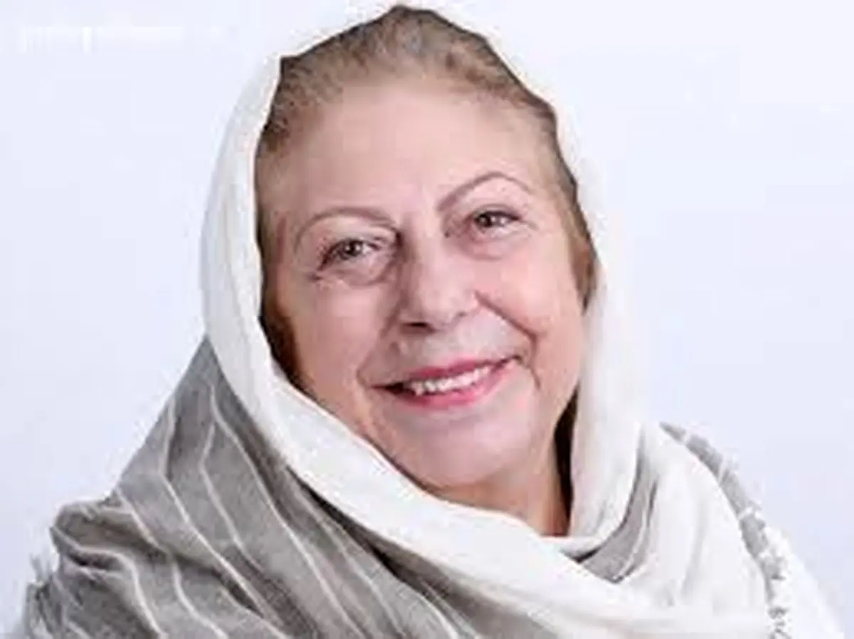 عکس| سفر در زمان؛ چهرۀ «ثریا قاسمی» در 30 سالگی در اولین فیلمش قبل از انقلاب؛ سال 49 - تصویر شاخص