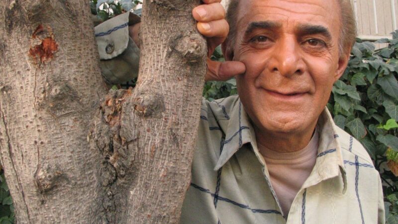 تصویر دیدهنشده و پدرانه سیروس گرجستانی در کنار پسر خوشتیپش که دلها را لرزاند!