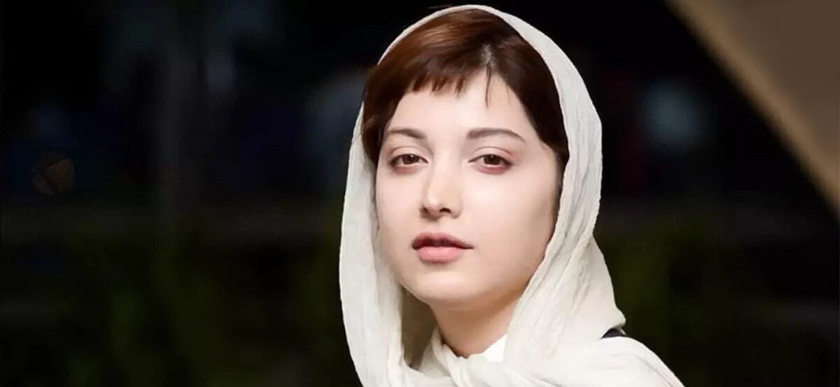 عکس| مادر جوان و کم سن و سال روشنک ‌گرامی/ عجب مادر کیوتی دارد - تصویر شاخص