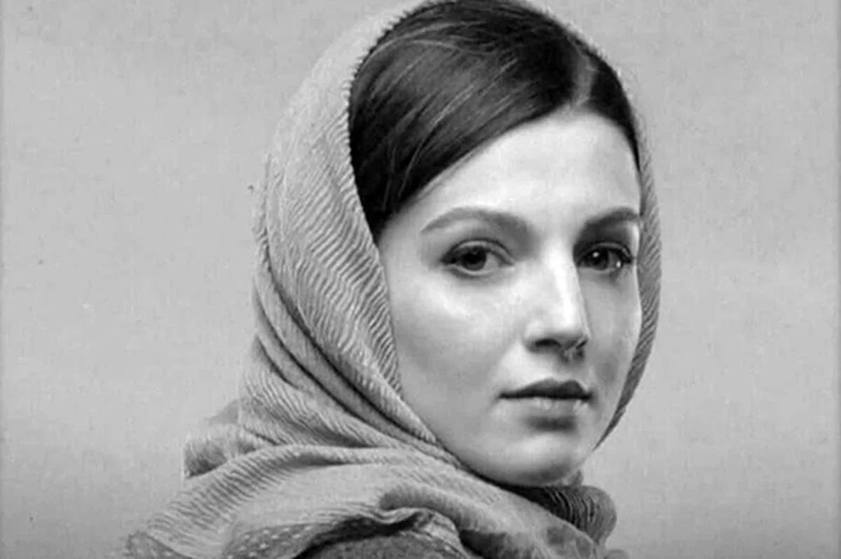 واکنش تند مریم مومن و مهسا حجازی به جهش بی‌سابقه دلار در ۱۴۰۴ - تصویر شاخص