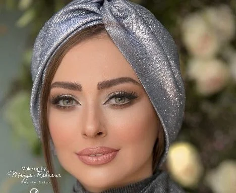 عکس| استایل نفیسه روشن در سرمای استخوانسوز استانبول