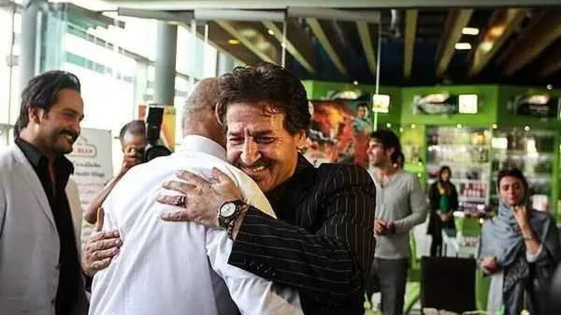 عکس| جمشید هاشمپور و ابوالفضل پورعرب دو بازیگر محبوب و مشهور دهه ۷۰ در یک قاب/ تغییر چهره این دو بازیگر پس از سال ها