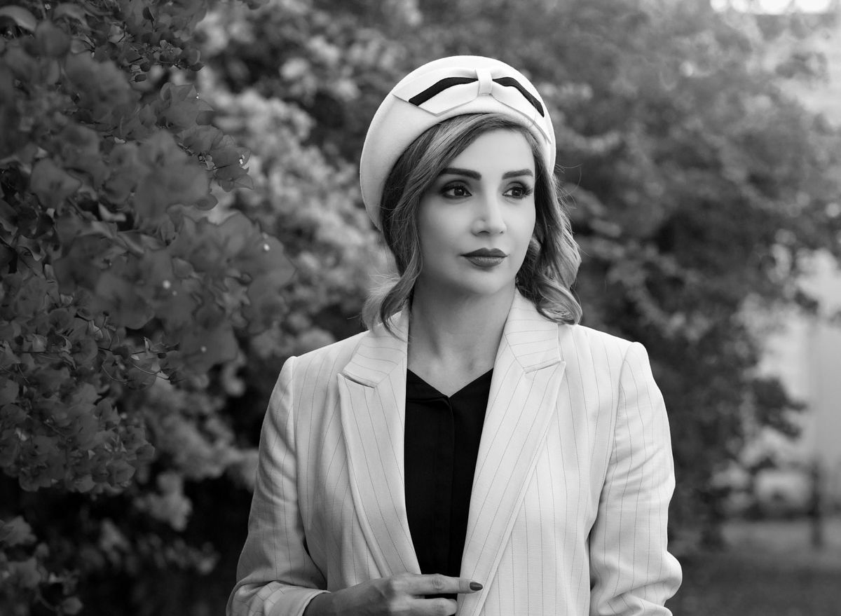 عکس| تیپ خاص شبنم قلی‌خانی در دبی / خانم بازیگر با کت و شلوار در دبی حریف کامنت‌های مردم نشد - تصویر شاخص