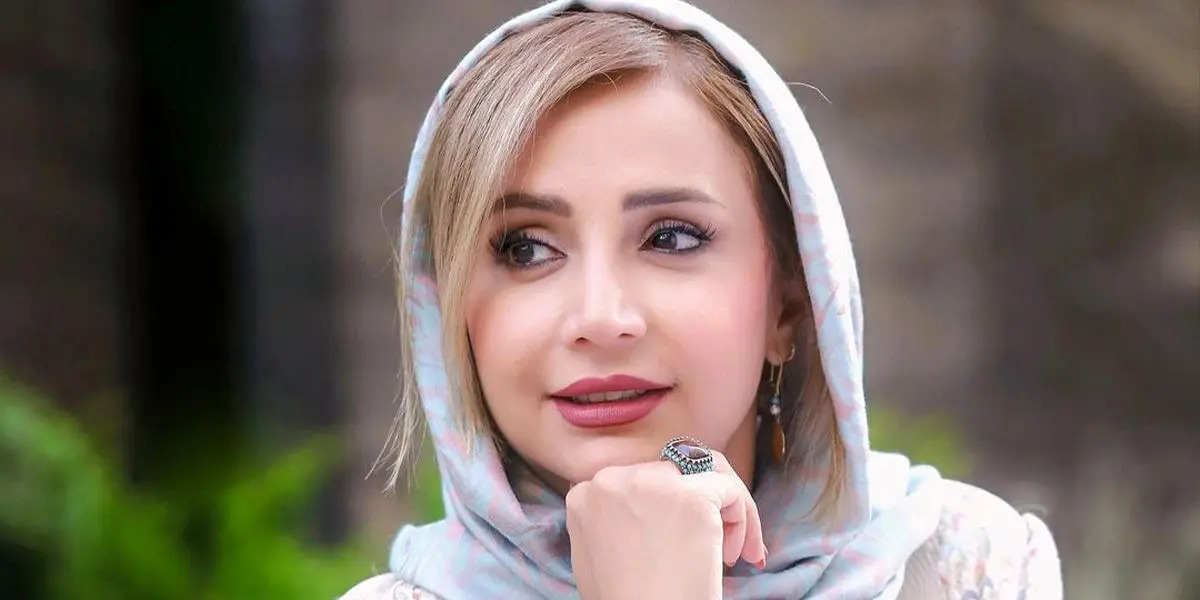 عکس زیبای شبنم قلی خانی و مادرش؛ خانم بازیگر چقدر شبیه مادرشه - تصویر شاخص