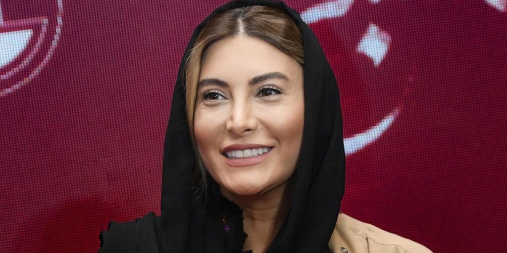 تغییرچهره باورنکردنی فریبا نادری؛ خانم بازیگر استایل مافیایی و چشمای رنگی جلب توجه کرد - تصویر شاخص