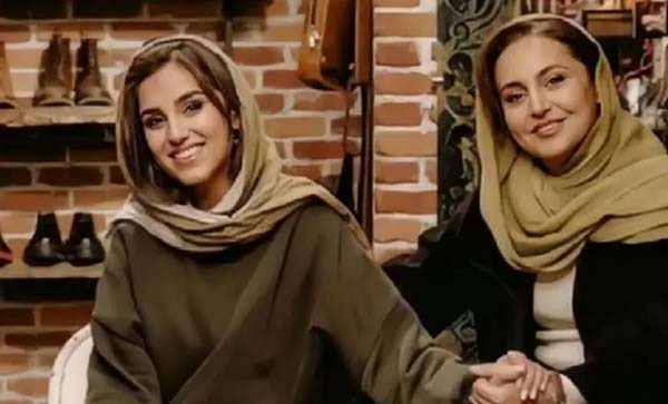 سوپرایز زیبای نگار نیکدل برای مادرش میترا بهرامی؛ مامان خانوم خوشکل بغضش ترکید - تصویر شاخص