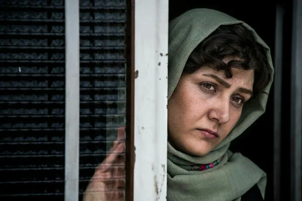 سفر زمان| باران کوثری 21 ساله در فیلم نسل جادویی؛ سال 85 - تصویر شاخص