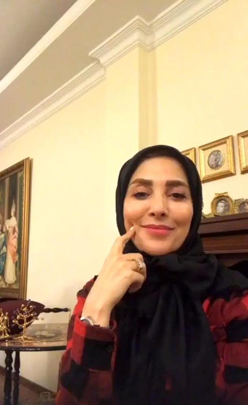 عکس| دکوراسیون قدیمی خانه لوکس ژیلا صادقی مجری خط قرمز سوژه شد - تصویر شاخص