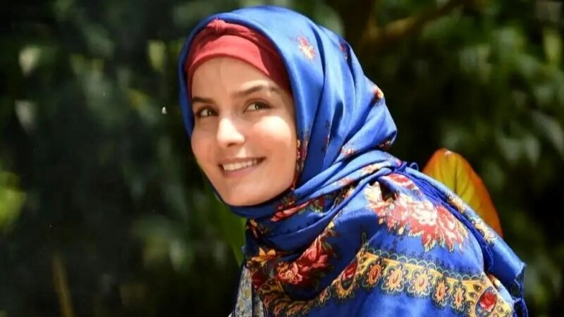 سفر در زمان| غزاله اکرمی، بازیگر نقش سوجان در 20 سالگی؛ سال 97