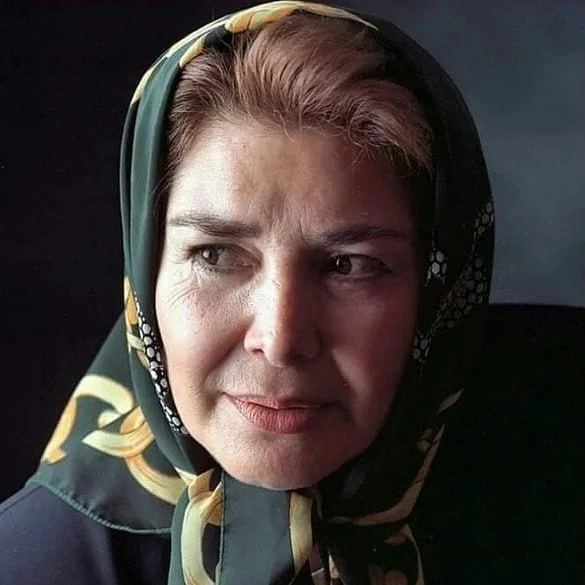 آفرین عبیسی هنرپیشه