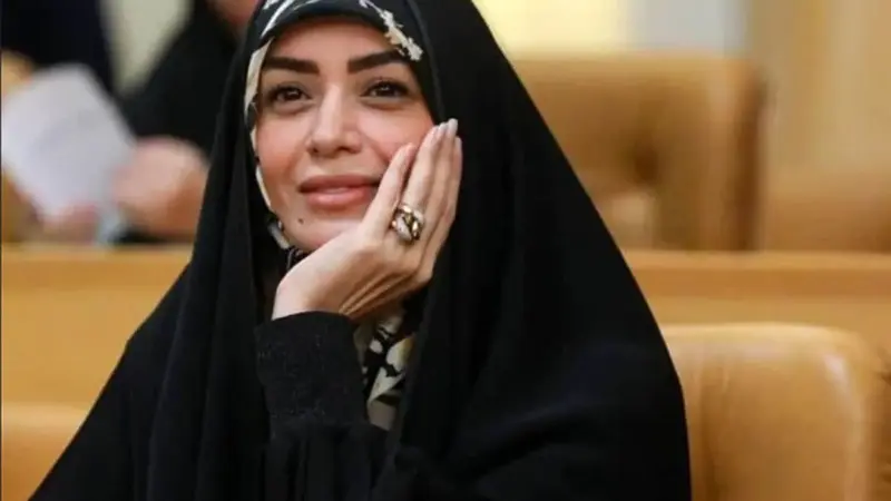 سفر در زمان؛ «الهام چرخنده» 23 ساله در دومین فیلمش در کنار «محمدرضا فروتن»
