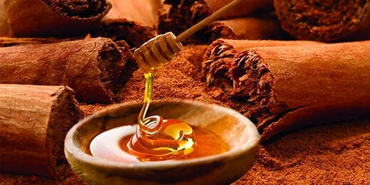 عسل طبیعی چه رنگی است؟ - تصویر شاخص