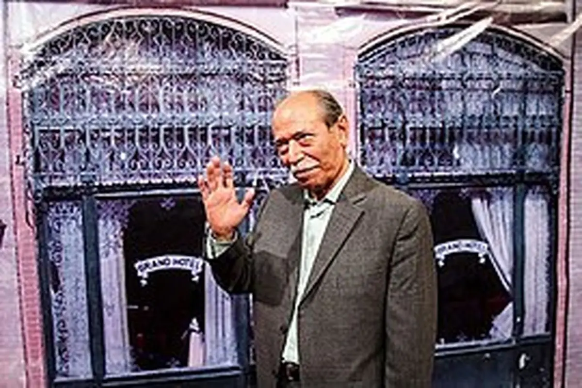 علی نصیریان در پیامی ویژه روز پدر و یاد بهرام بیضایی را گرامی داشت؛ جوانان تئاتر چگونه آینده هنر را می‌سازند؟ - تصویر شاخص