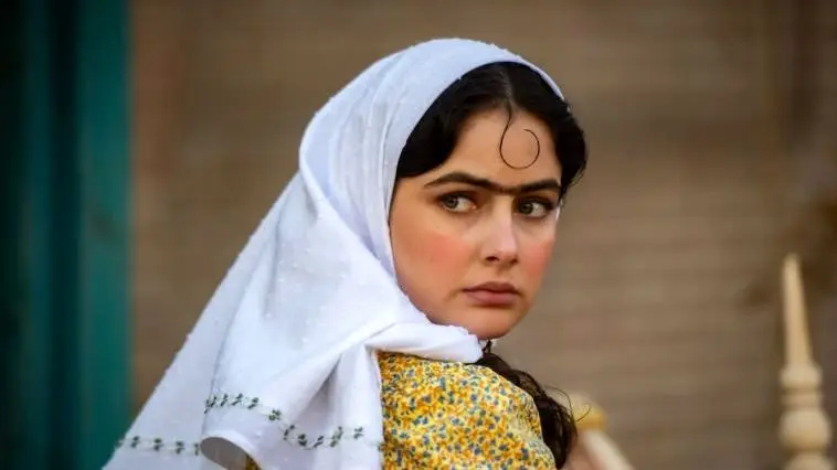 عکس| نگاهی به جشن تولد فرزانه فرنام با لباس عروس؛ چه باغ با صفایی!