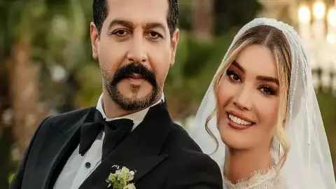 حرکت کامران تفتی در اینستا بعد ازدواج با متین ستوده / چشماش کسی جز همسرش رو نمی‌بینه