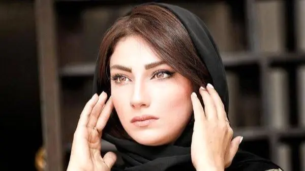 عکس | واکنش احساسی محیا دهقانی به حملۀ تروریستی آمریکا و اسرائیل/ خانم بازیگر احساساتی شد