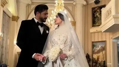عکس | دسته گل های خاص عروسی 10 خانم بازیگر ایرانی؛ از مریم مومن تا نرگس محمدی فریبا نادری