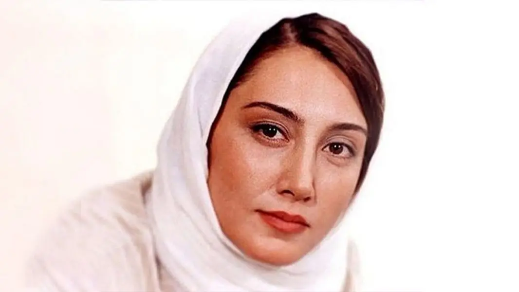 عکس | چهره های این خانم بازیگرانی طبیعی ماندند و دماغشان با ترند سال 2026 وایرال شدند - تصویر شاخص
