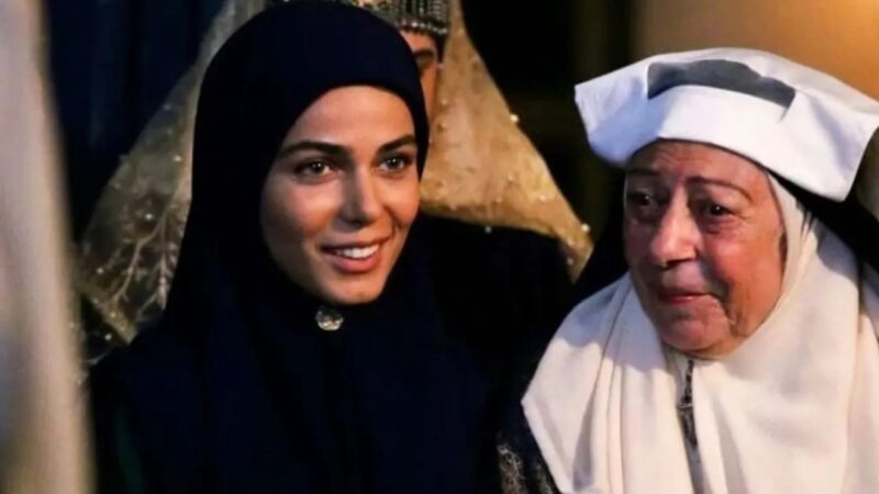 سفر در زمان| سلفی بهیادماندنی روزبه حصاری و ثریا قاسمی در سال 1399