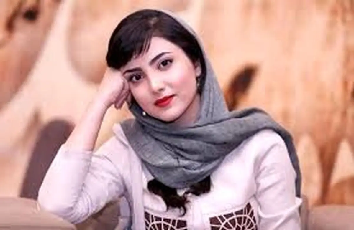 عکس| زیبا کرمعلی در جشن تولد ۲۹ سالگی‌اش؛ جشن شاعرانه در دل مه‌های جنگل! - تصویر شاخص