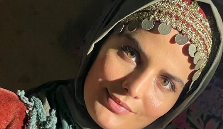 تغییر چهره حیرتانگیز غزاله اکرمی در نقش شازده معلول قجری؛ بازیگری که تردیدها را برانگیخت!