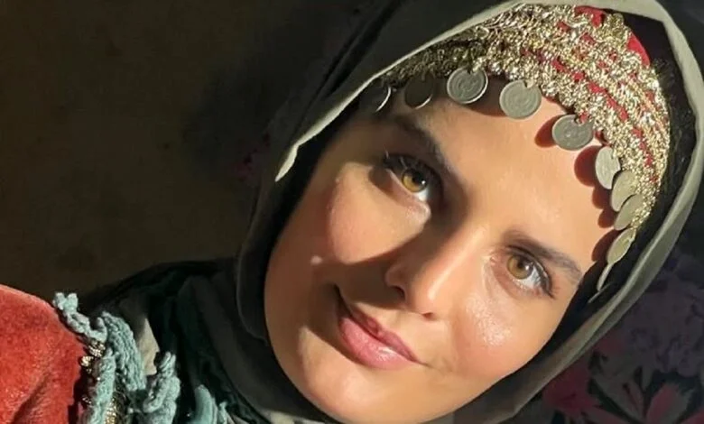 تغییر چهره حیرت‌انگیز غزاله اکرمی در نقش شازده معلول قجری؛ بازیگری که تردیدها را برانگیخت! - تصویر شاخص