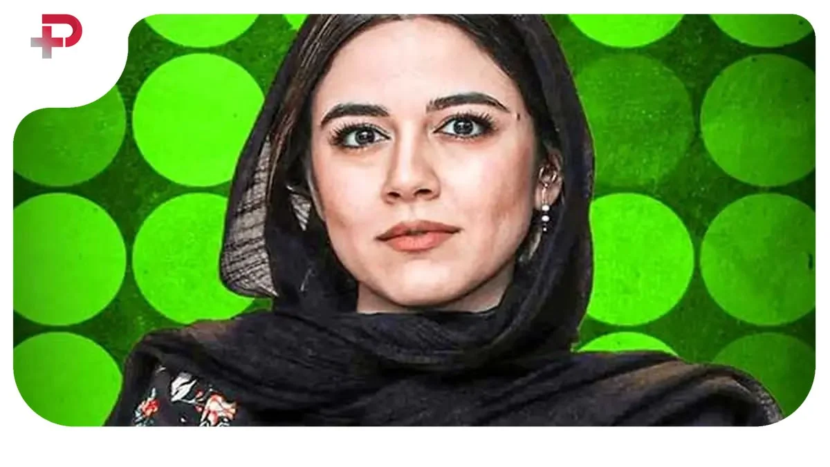 ماهور الوند و دوست زیبایش کنار برج آزادی؛ خانم بازیگر با چال گونه چقدر بامزه شده - تصویر شاخص