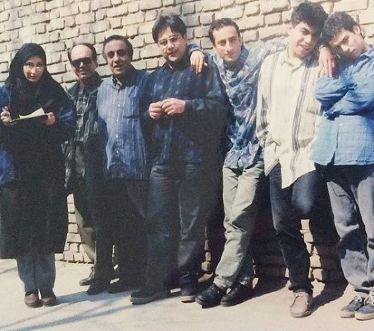 عارف لرستانی در ۲۷ سالگی؛ اولین حضور تلویزیونی در «جنگ ۷۷» عارف لرستانی در ۲۷ سالگی؛ اولین حضور تلویزیونی در «جنگ ۷۷»