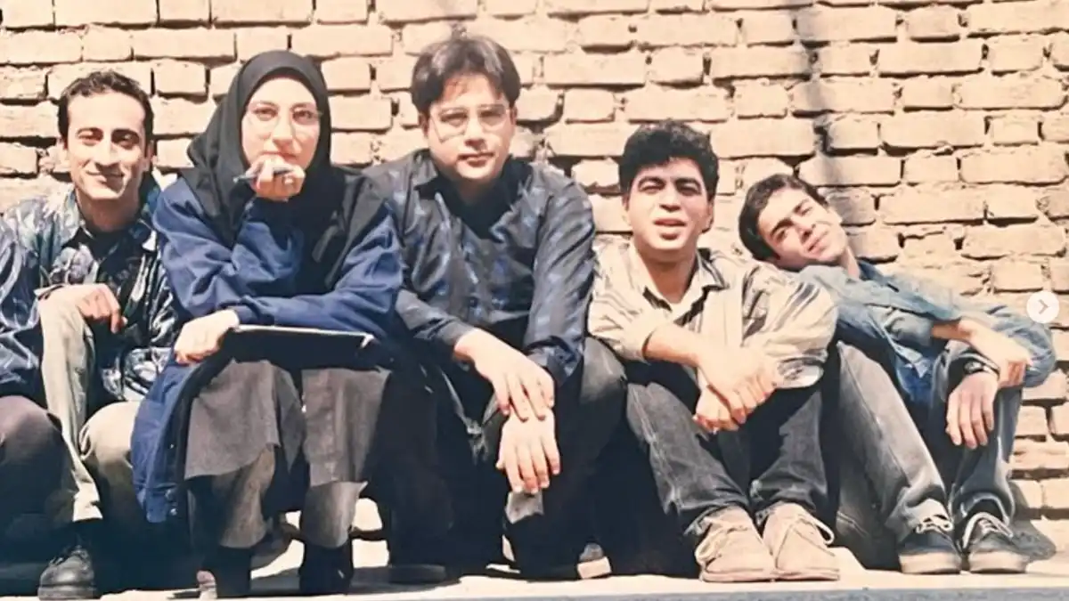 عارف لرستانی در ۲۷ سالگی؛ اولین حضور تلویزیونی در «جنگ ۷۷» عارف لرستانی در ۲۷ سالگی؛ اولین حضور تلویزیونی در «جنگ ۷۷»