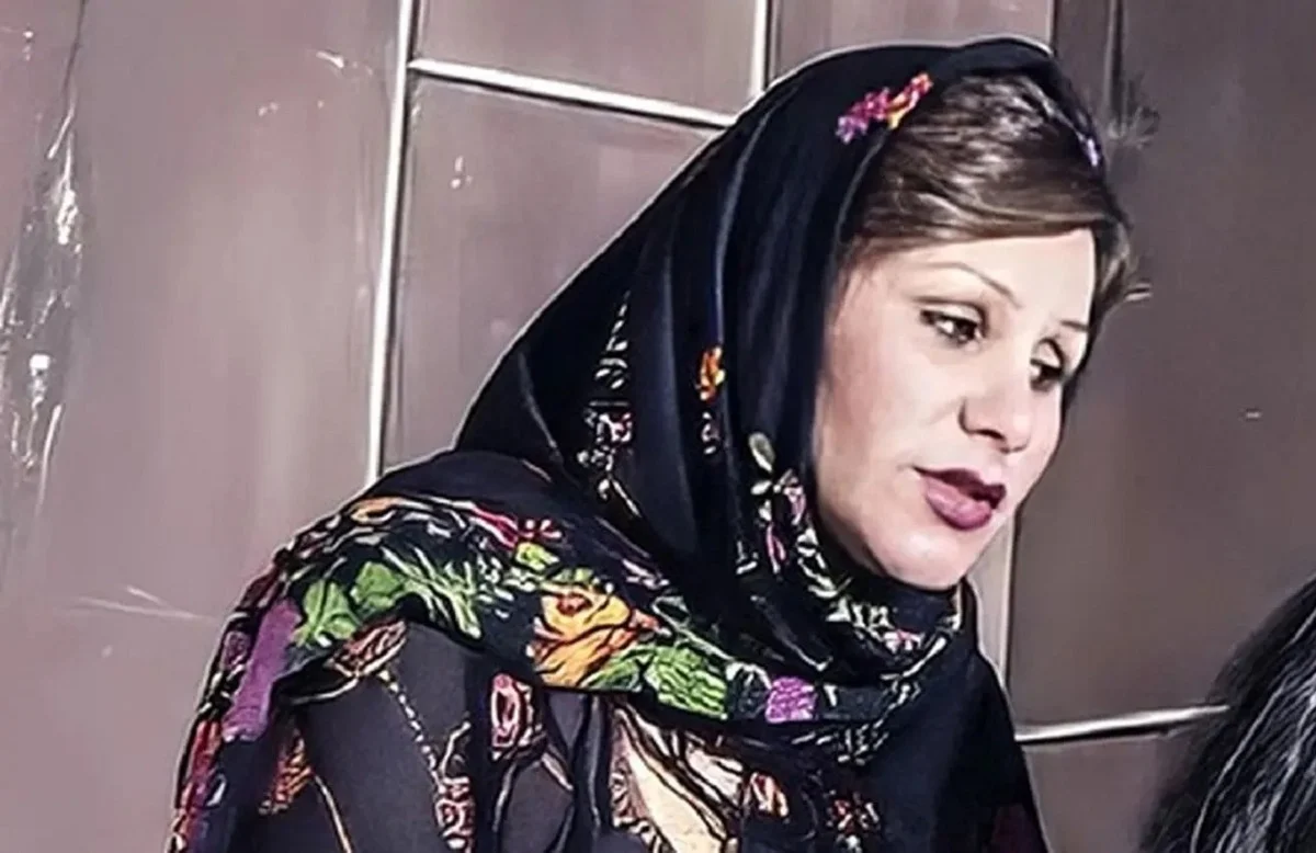 عکس| تصویری کمتر دیده‌شده از جشن تولد ۷۱ سالگی شهناز نامدار در کنار نسرین مقانلو - تصویر شاخص
