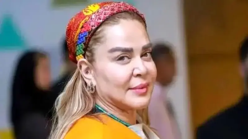 استایل جدید بهاره رهنما با عبای مخملی؛ موجی تازه در دنیای مد و شبکههای اجتماعی