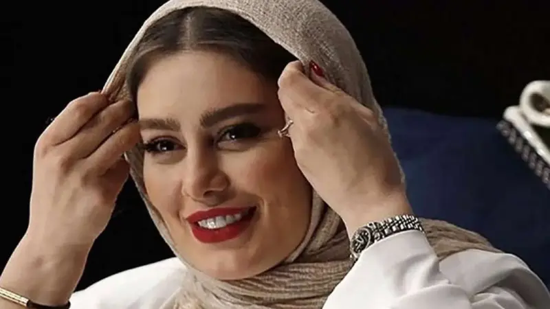 تیپ و چهره «سحر قریشی» ۱۰ سال قبل در جشنواره فجر