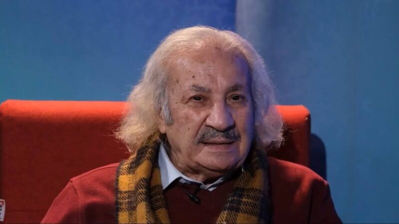 سفر در زمان| سعید پیردوست و بهروز وثوقی در پشتصحنه فیلم گوزنها؛ سال 53