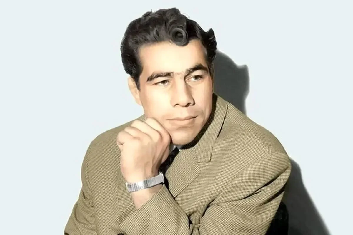 سفر در زمان| غلامرضا تختی، پهلوان بزرگ ایران در حال صرف غذا و در حاشیه سفرش به خراسان؛ دهه 40 - تصویر شاخص