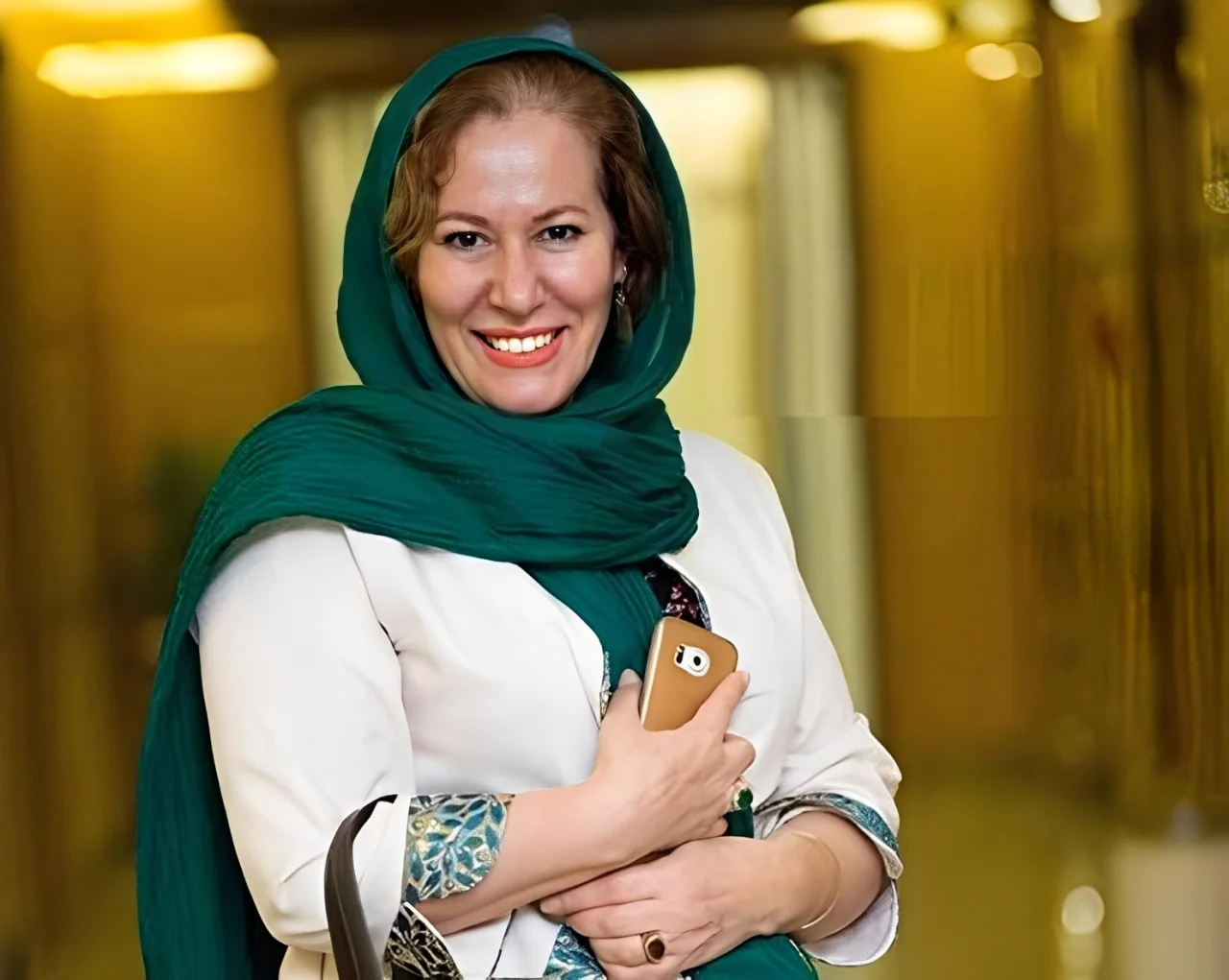 سن معصومه آقاجانی و حرفهای خواهرش درباره بیماری او+ بیوگرافی خانم بازیگر و همسرش - تصویر شاخص