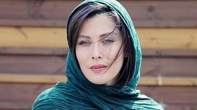 سفر زمان| تیپ و چهرۀ مهتاب کرامتی در جمع قهرمانان والیبالیست خانوم؛ سال 95