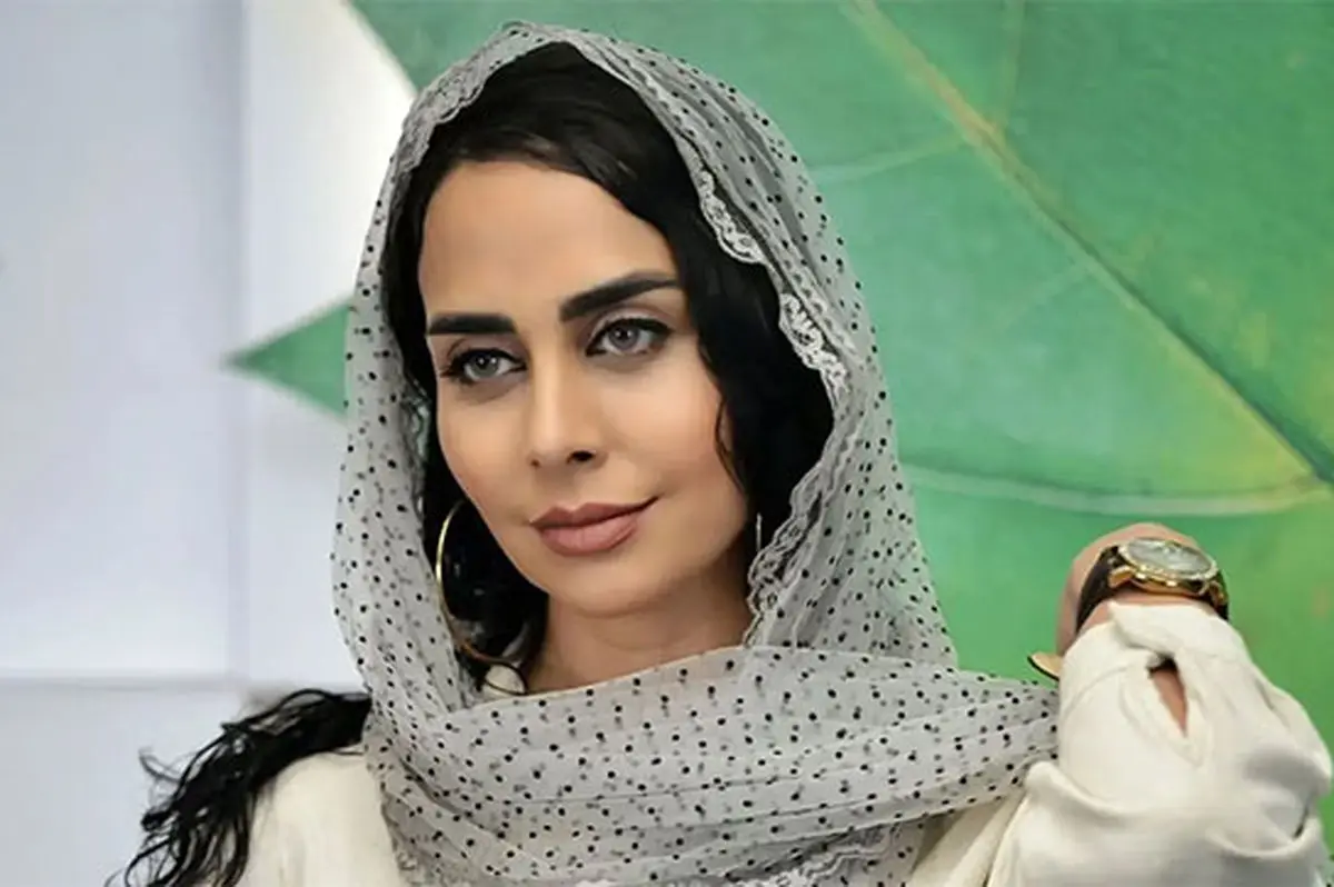 چهره متفاوت بیتا عالمی در اتاق گریم سریال پررمز و راز «سوجان» / خانم بازیگر عجب ژستی گرفته! - تصویر شاخص