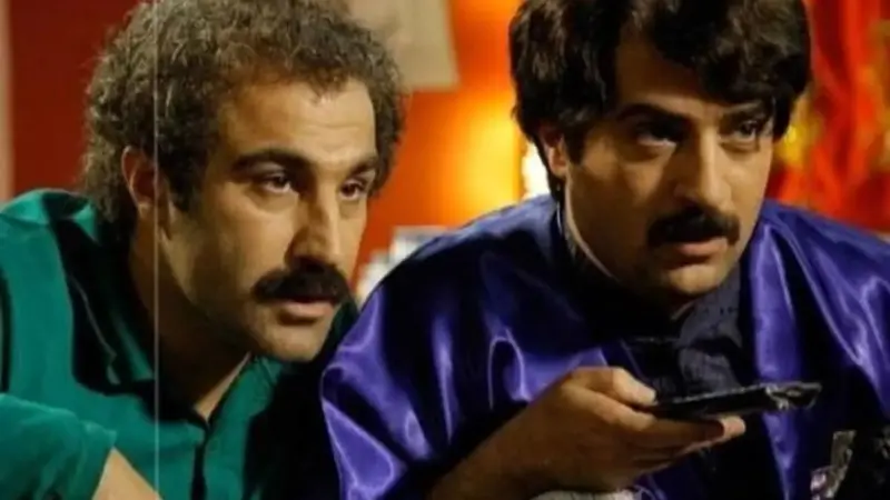 سریال پایتخت 7 با حضور نقی و ارسطو روی دیوار بزرگ چین؛ سفری به سال 94
