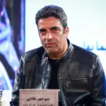 خانواده منوچهر هادی کنار سفره‌ای پر از نذری / آقای بازیگر چه خانواده شلوغی داره