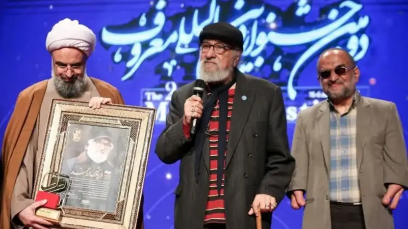 داریوش ارجمند با نشان ویژه «معروف» در جشنواره بینالمللی تقدیر شد